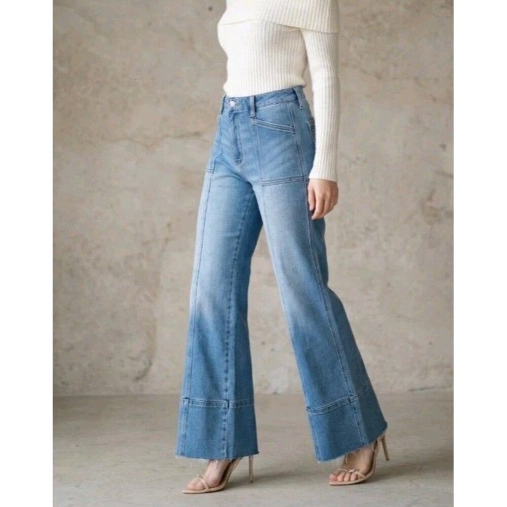 Artemis Vintage. Eco-friendly High Rise Tummy Control Juniors 5/26 Palazzo Jeans